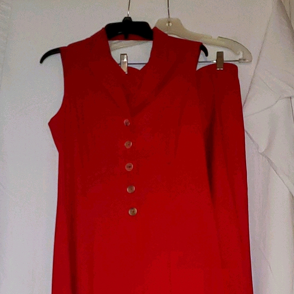 Pants suit